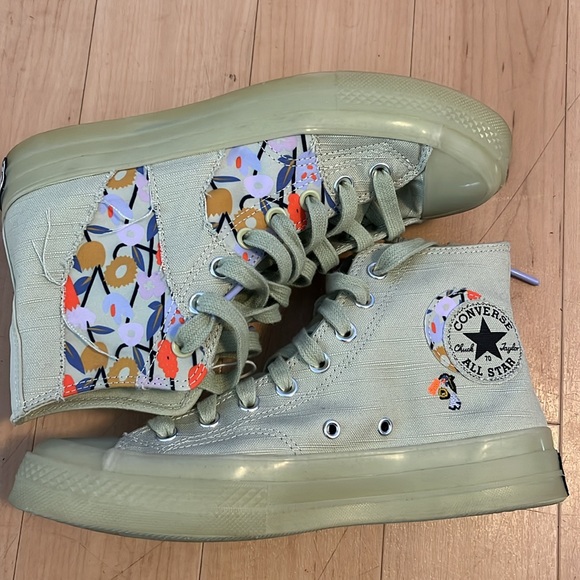 Converse Chuck Taylor All Star High We Are Stronger Together Size 9 - Picture 10 of 16